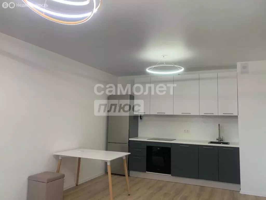 2-комнатная квартира: Мисайлово, улица имени Л.И. Гоман, 8 (43 м) - Фото 0