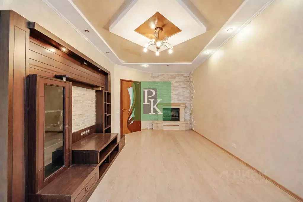 2-к кв. Севастополь ул. Пожарова, 20/2 (73.3 м) - Фото 0