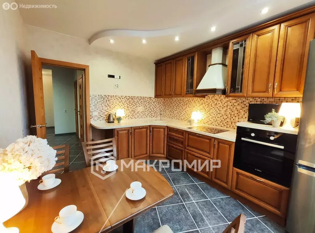 2-комнатная квартира: Киров, Казанская улица, 109/1 (66.4 м) - Фото 1