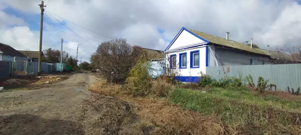 Дом в Саратовская область, Ершов пл. Главная (119 м) - Фото 0