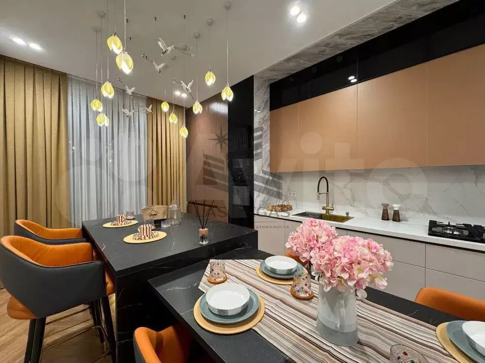 4-к. квартира, 140 м, 7/8 эт. - Фото 0