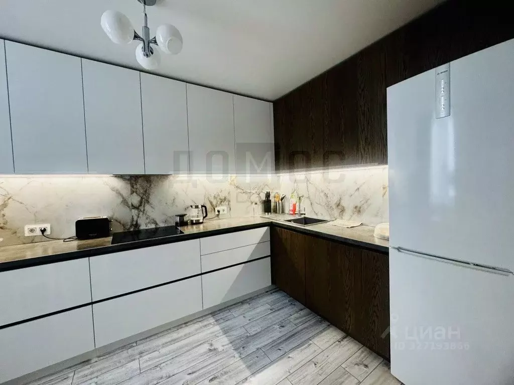 3-к кв. Свердловская область, Среднеуральск Лесная ул., 2А (69.2 м) - Фото 2