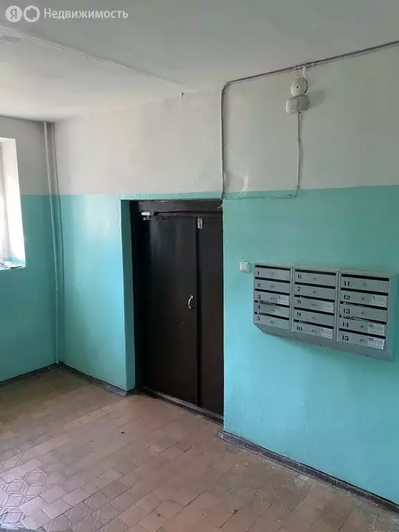 3-комнатная квартира: Кирово-Чепецк, улица Луначарского, 11к1 (65 м) - Фото 1