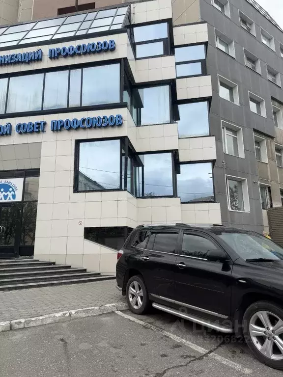 Помещение свободного назначения в Мурманская область, Мурманск просп. ... - Фото 1