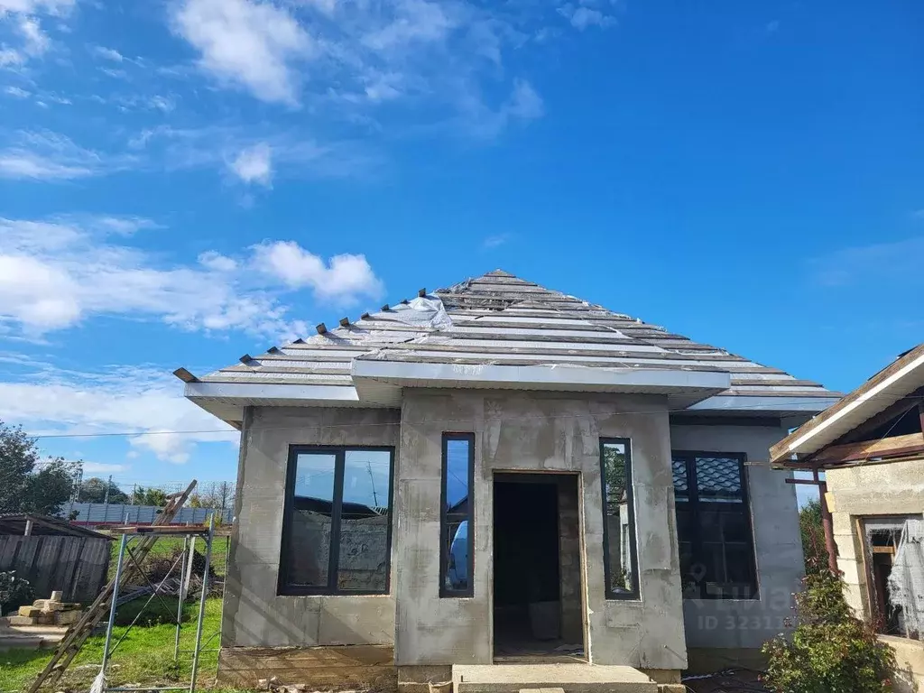 Дом в Краснодарский край, Темрюкский район, Краснострельское с/пос, ... - Фото 2