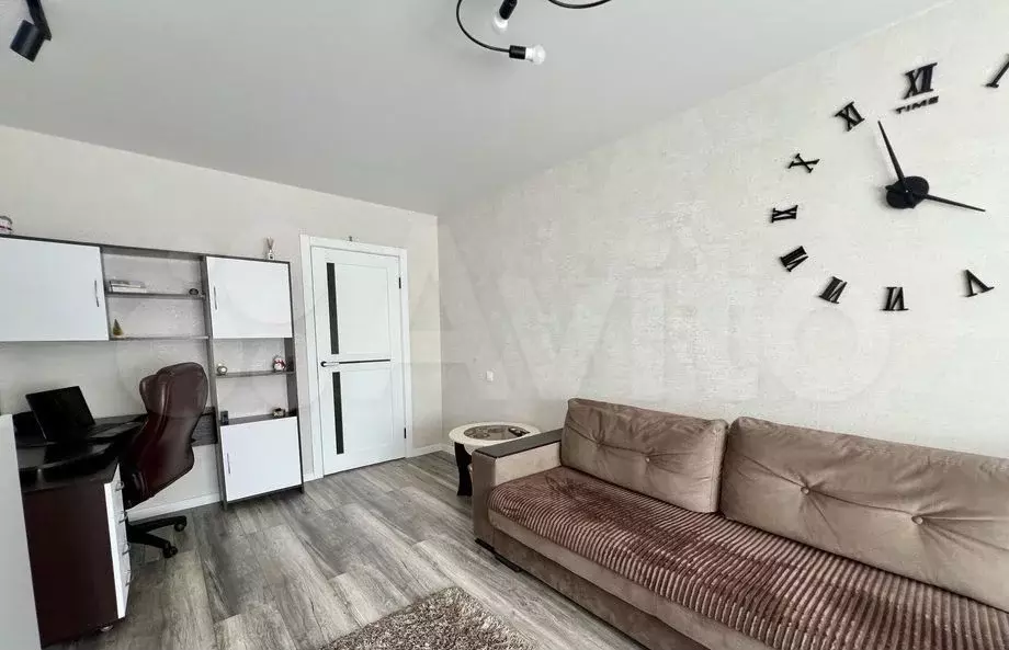 1-к. квартира, 42 м, 6/13 эт. - Фото 1