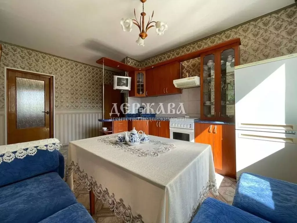 3-к кв. Белгородская область, Старый Оскол Набережный мкр, 2 (63.0 м) - Фото 0
