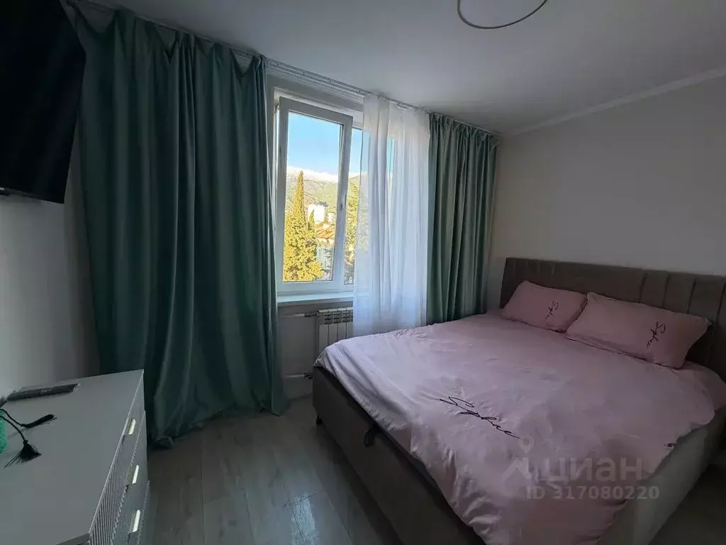 2-к кв. Крым, Ялта ул. Тренева, 3 (42.0 м) - Фото 1