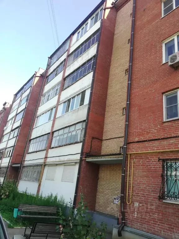 2-к кв. Мордовия, Саранск Республиканская ул., 45 (60.0 м) - Фото 1