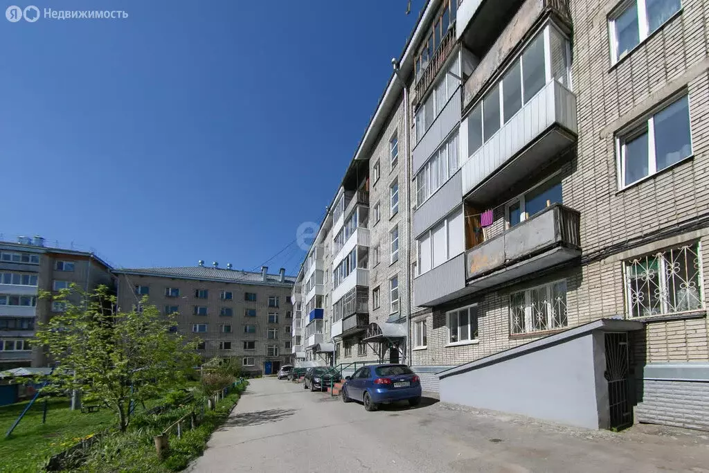 2-комнатная квартира: Томск, улица Елизаровых, 17 (42.7 м) - Фото 1