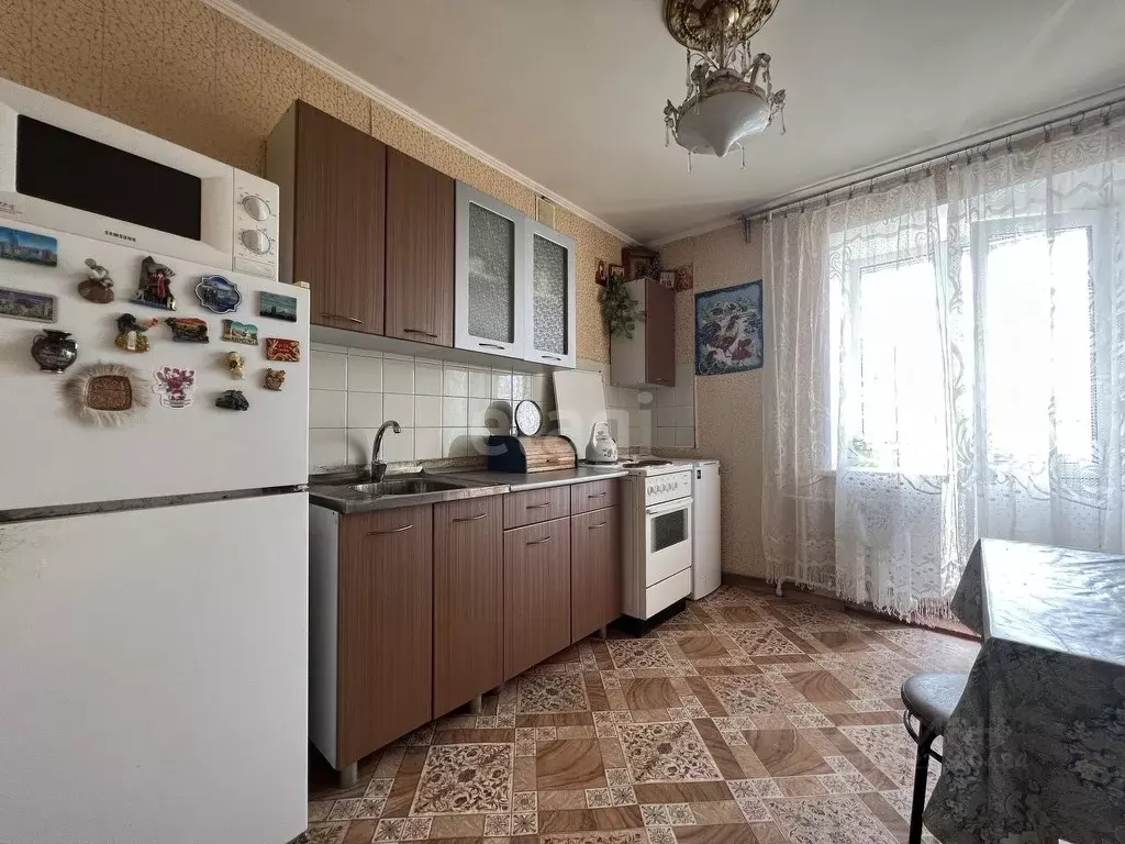 2-к кв. Тюменская область, Тюмень ул. Циолковского, 15 (48.0 м) - Фото 2