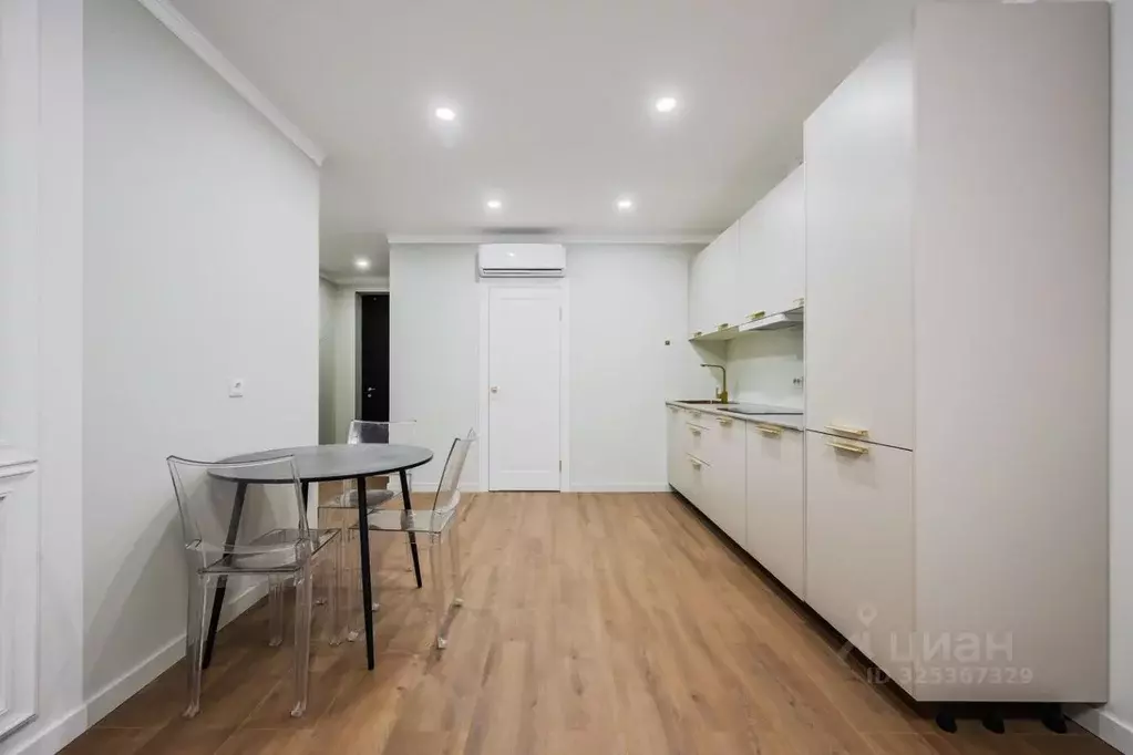 2-к кв. Свердловская область, Екатеринбург ул. Печерская, 4 (45.8 м) - Фото 2