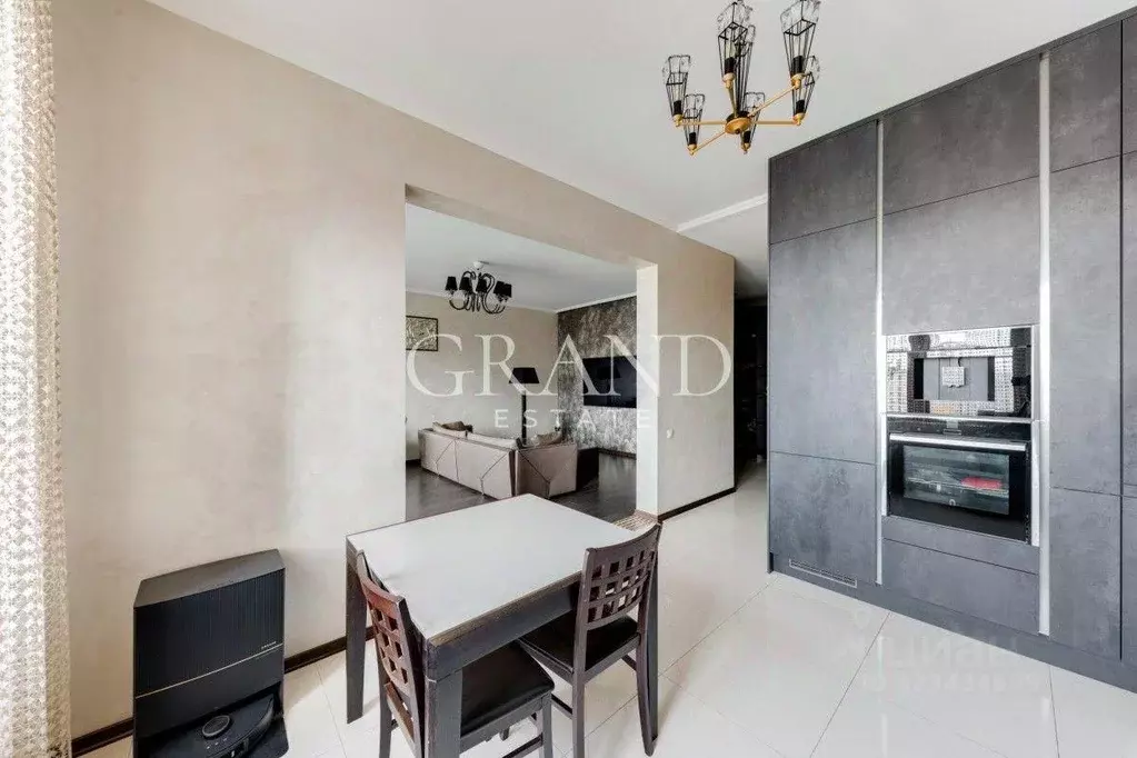 Квартира, 3 комнаты, 111.5 м - Фото 1