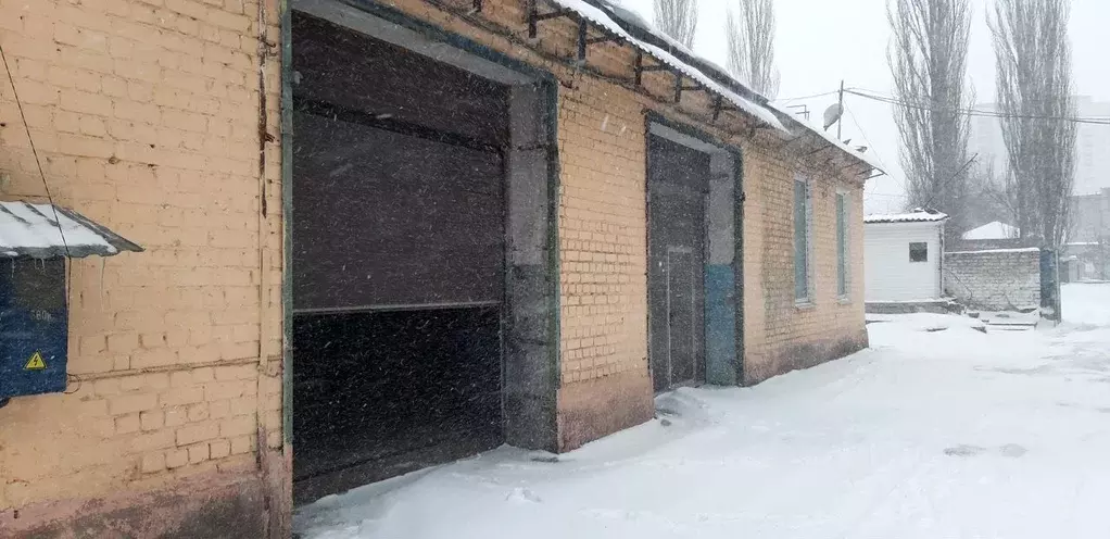 Помещение свободного назначения в Брянская область, Брянск ул. ... - Фото 0