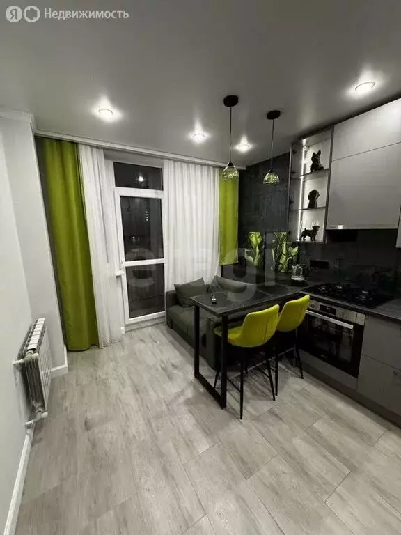 1-комнатная квартира: Калининград, Кипарисовая улица, 3 (45.7 м) - Фото 2