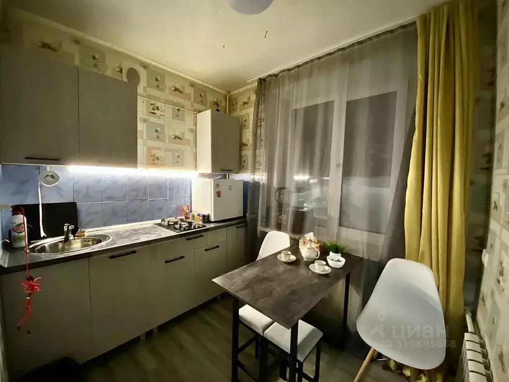 1-к кв. Пермский край, Губахинский муниципальный округ, Углеуральский ... - Фото 1