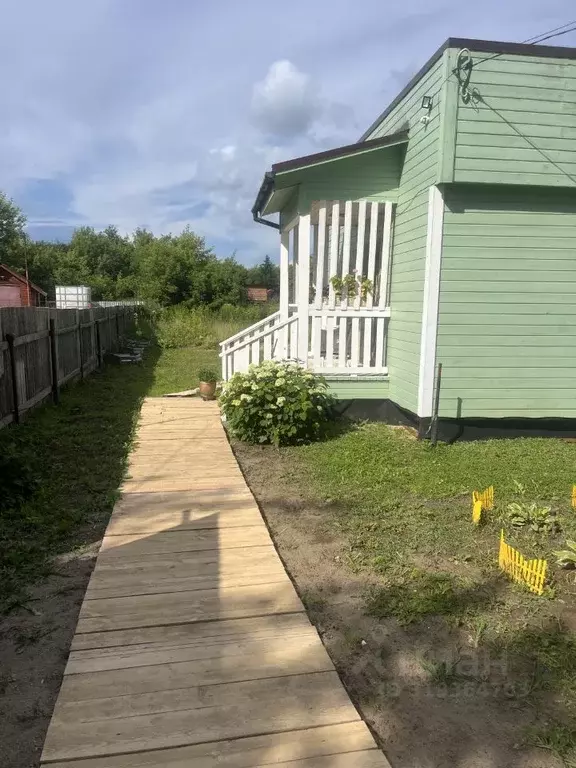 Дом в Нижегородская область, Бор пос. Октябрьский, ул. Комсомольская, ... - Фото 0