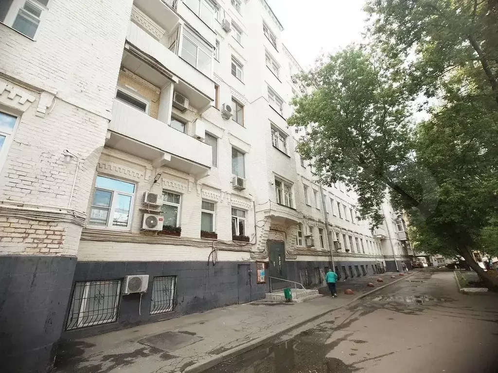 Помещение свободного назначения рядом с метро - Фото 0