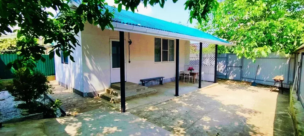 Дом в Краснодарский край, Горячий Ключ ул. Некрасова (50 м) - Фото 1