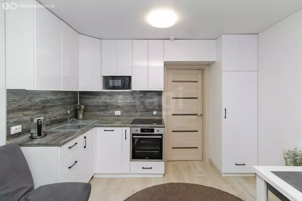 Квартира-студия: Тюмень, улица Первооткрывателей, 6 (20.5 м) - Фото 1