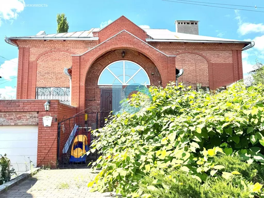 Дом в Уфа, Революционная улица (347 м) - Фото 1