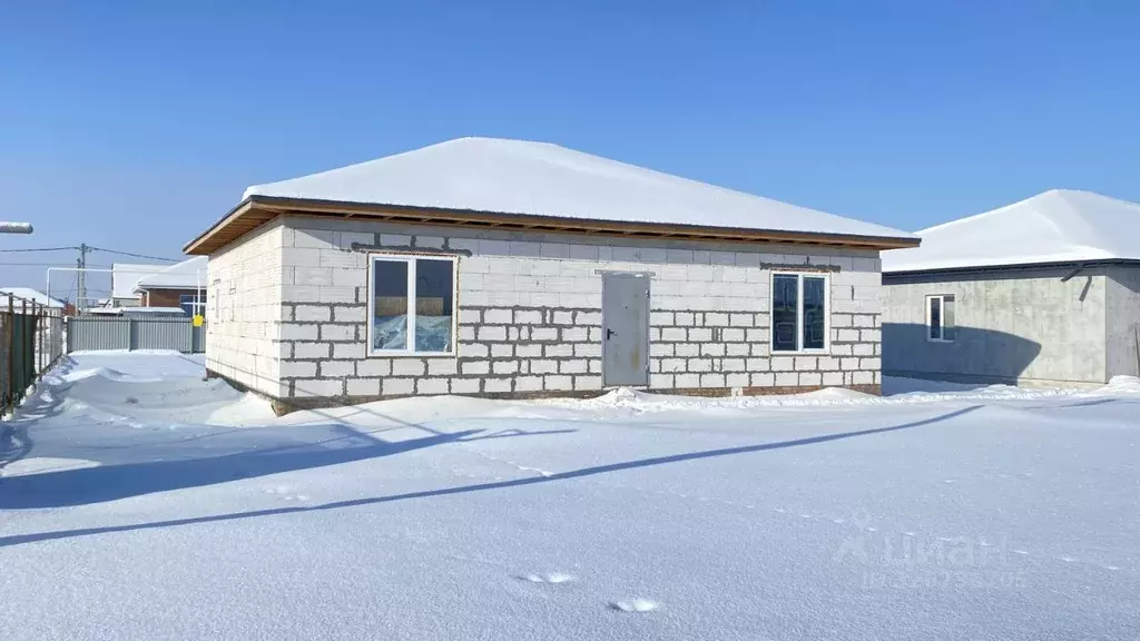 Дом в Саратовская область, Энгельсский район, Новопушкинское ... - Фото 1