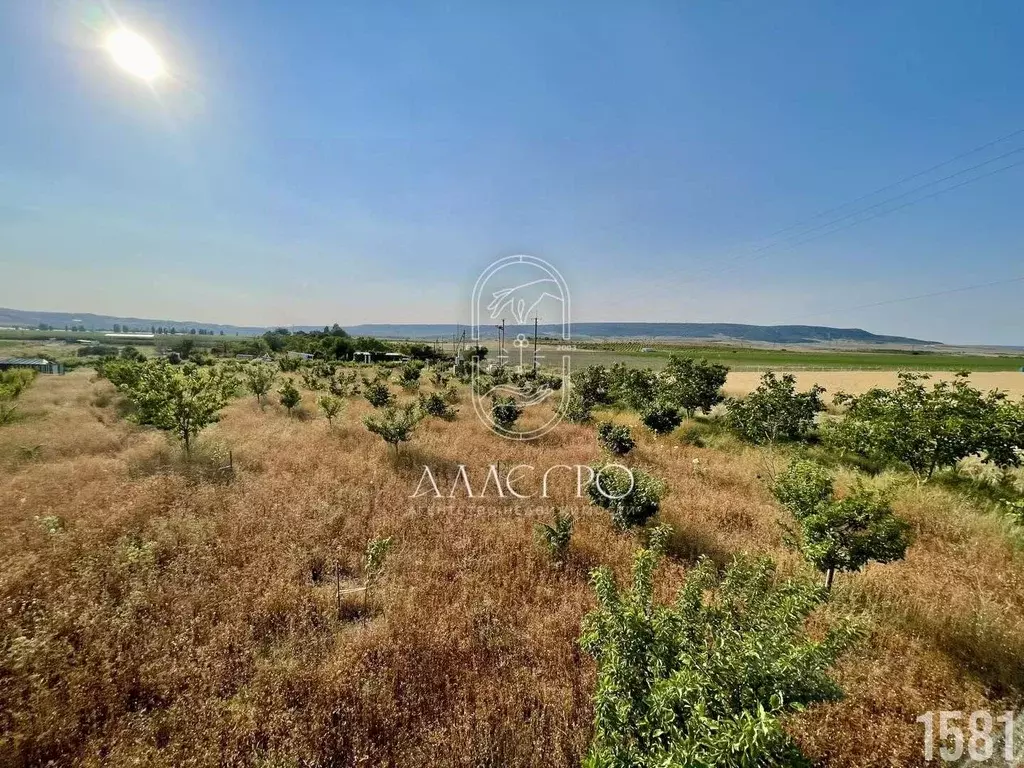 Участок в Крым, Бахчисарайский район, с. Красный Мак ул. Кирова, 1 ... - Фото 2