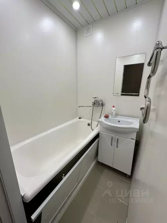 1-к кв. Калужская область, Балабаново Боровский район, Балабаново-1 ... - Фото 1