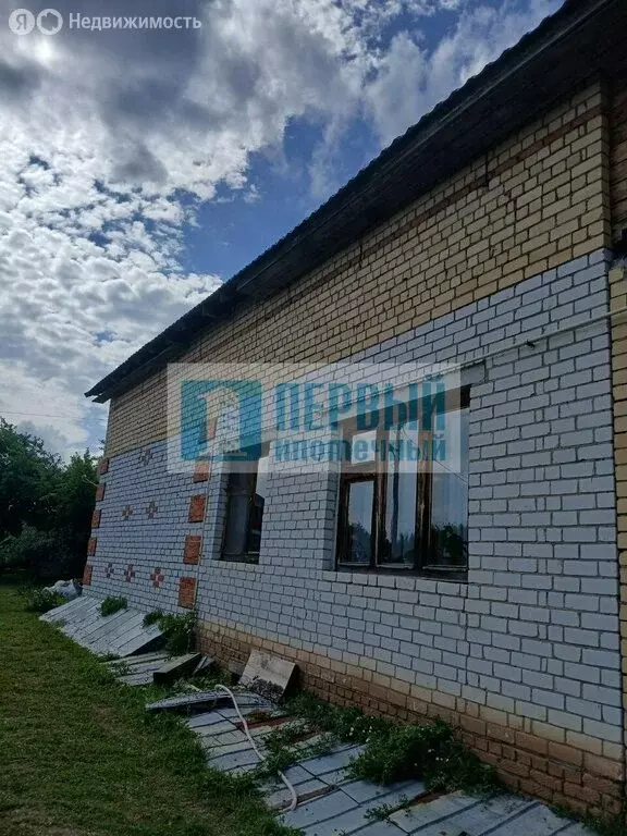 Дом в село Ежово, Солнечная улица (300 м) - Фото 1