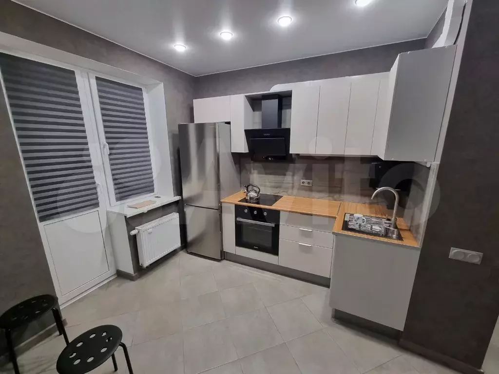 1-к. квартира, 40 м, 4/18 эт. - Фото 0