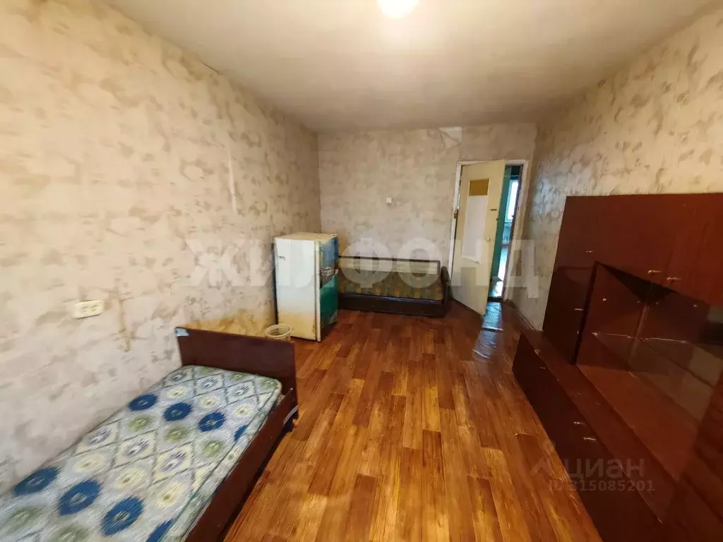 Комната Новосибирская область, Новосибирск ул. Петухова, 94 (18.0 м) - Фото 0