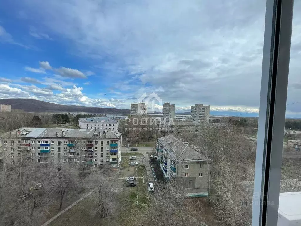 2-к кв. Хабаровский край, Комсомольск-на-Амуре Октябрьский просп., 6к2 ... - Фото 0