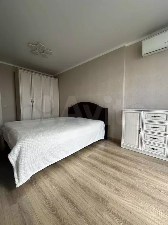 3-к. квартира, 74 м, 9/17 эт. - Фото 1