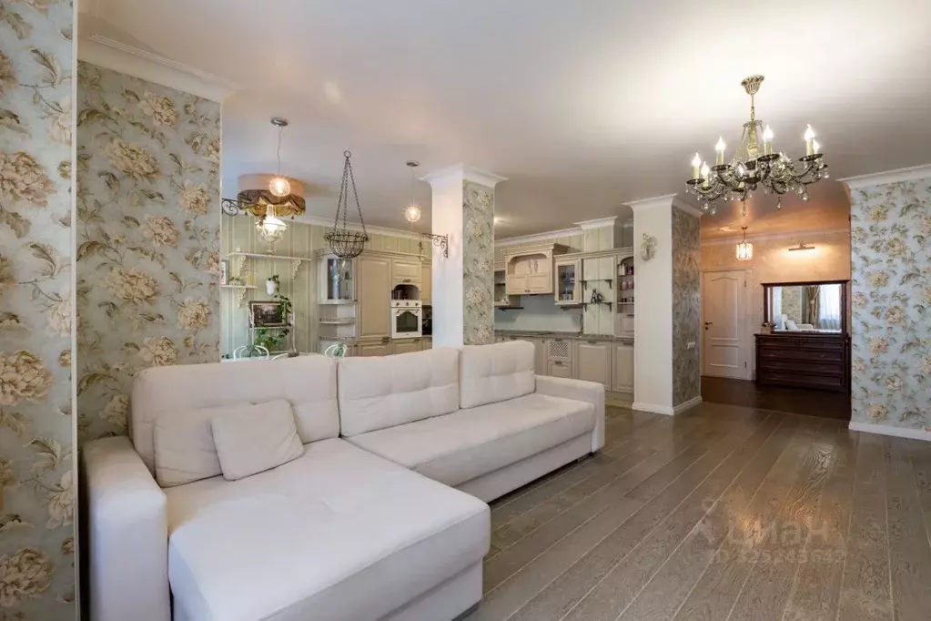 3-к кв. Свердловская область, Екатеринбург ул. Большакова, 25 (116.2 ... - Фото 1