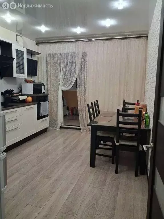 3-комнатная квартира: Шатура, проспект Ильича, 63 (560 м) - Фото 1