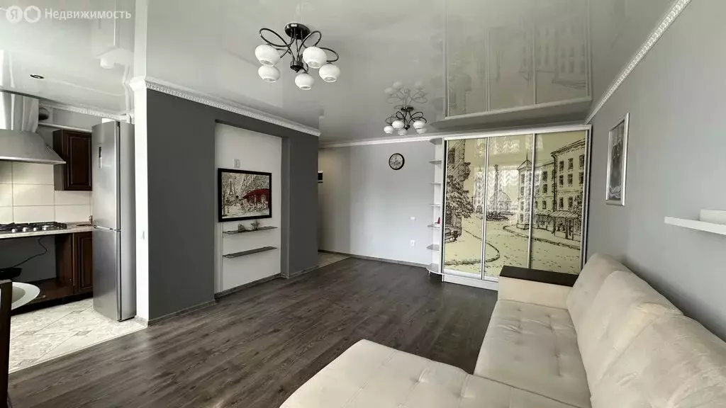 1-комнатная квартира: Октябрьский, Комсомольская улица, 19 (32.6 м) - Фото 1