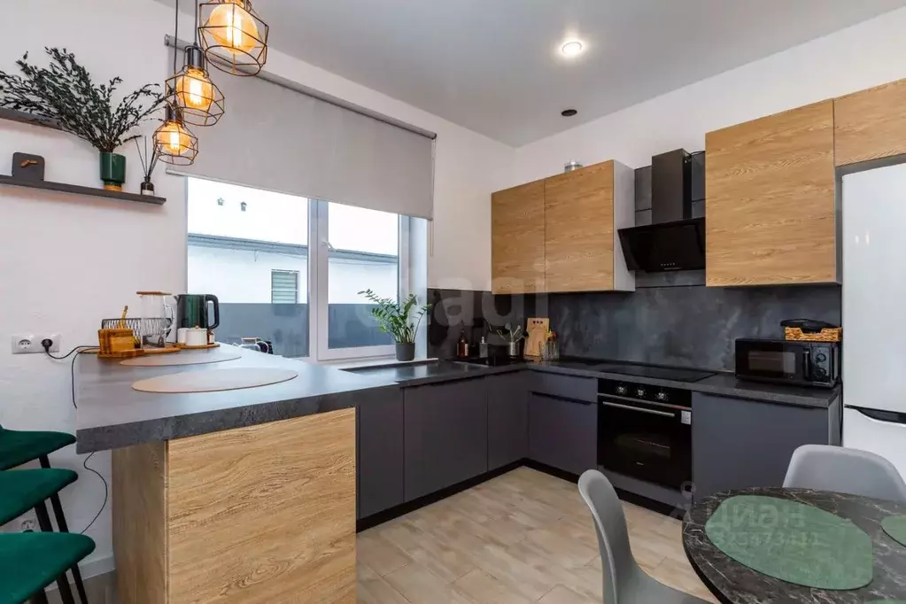 Дом в Свердловская область, Сысертский муниципальный округ, пос. ... - Фото 1