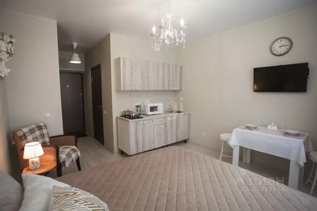 Студия Тюменская область, Тюмень ул. Тимофея Чаркова, 83 (20.0 м) - Фото 2