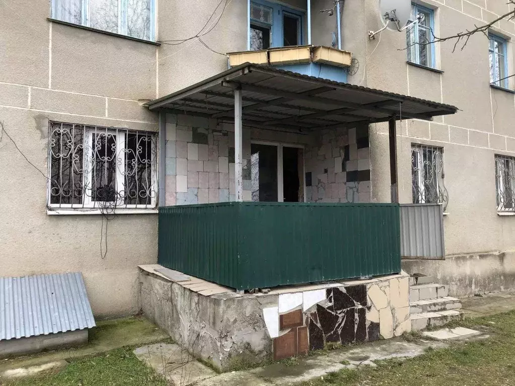 4-к кв. Кабардино-Балкария, Прохладный ул. Свободы, 351 (96.6 м) - Фото 0