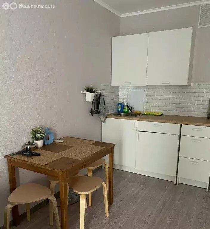 Квартира-студия: Ростов-на-Дону, улица Висаитова, 8 (26 м) - Фото 1