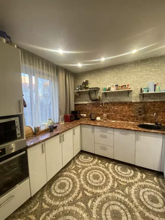 4-к кв. Кемеровская область, Новокузнецк ул. Новоселов, 35А (76.3 м) - Фото 0
