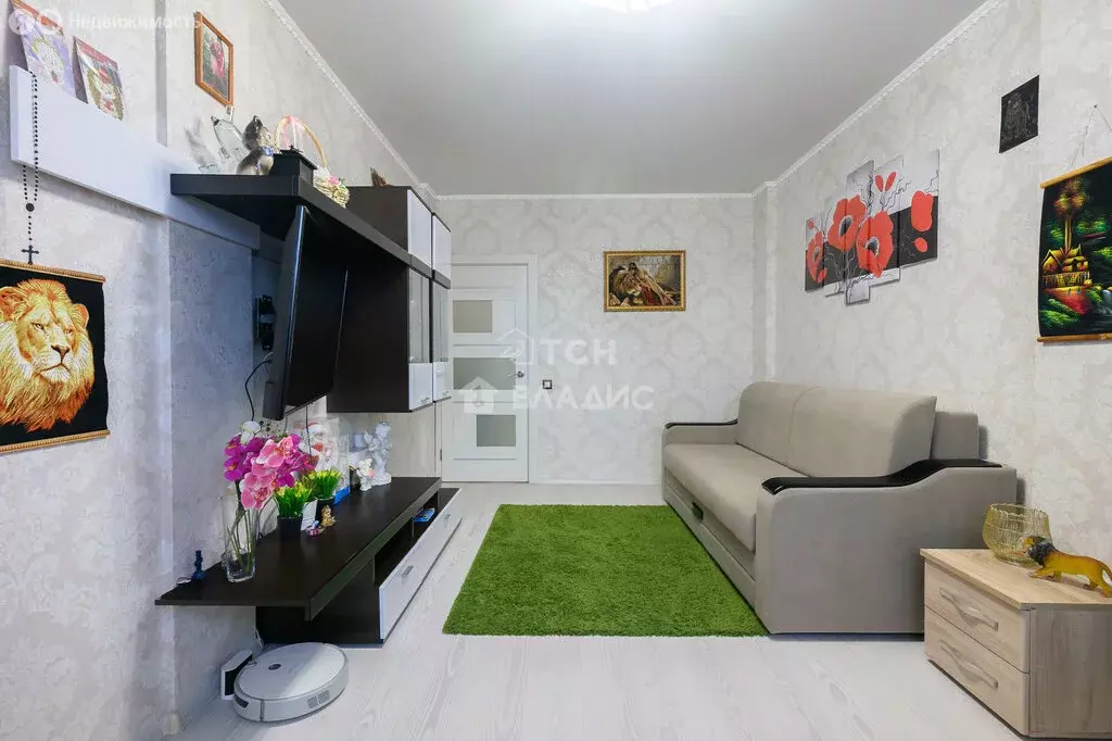 2-комнатная квартира: посёлок городского типа Свердловский, Заречная ... - Фото 1