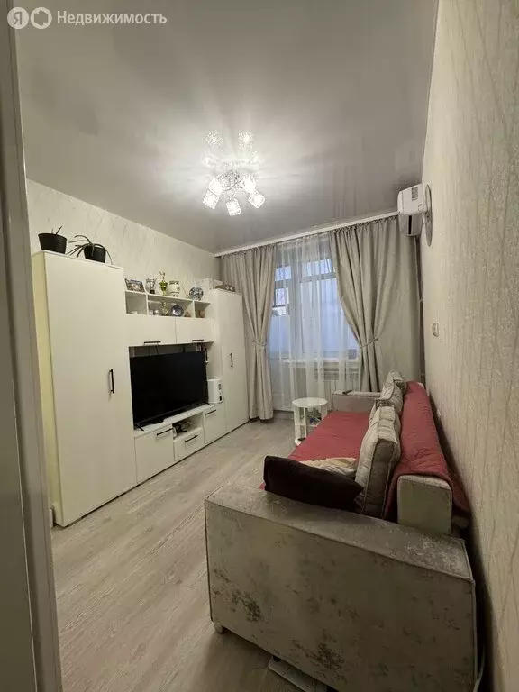 1-комнатная квартира: село Авиапорт, улица Кузьмина, 28 (32.2 м) - Фото 1