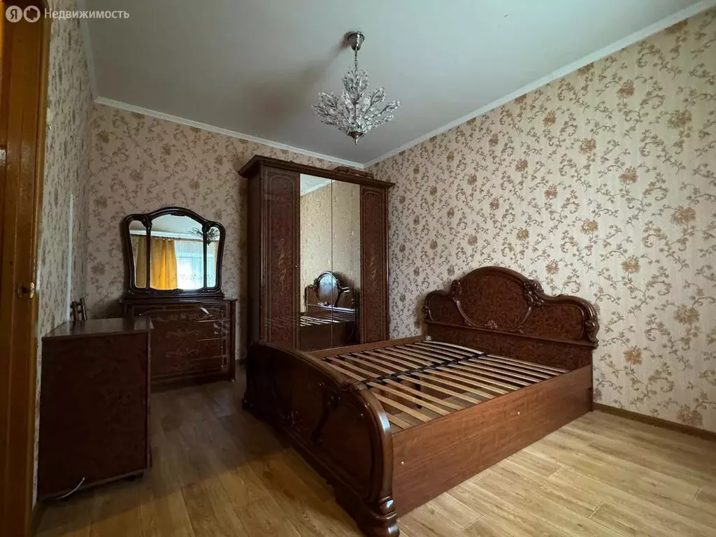 2-комнатная квартира: Астрахань, 3-я Рыбацкая улица, 3 (64 м) - Фото 1