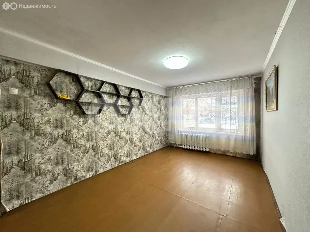 3-комнатная квартира: Тула, Серебровская улица, 18 (63 м) - Фото 1