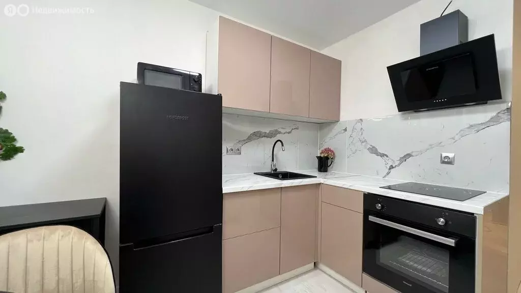 2-комнатная квартира: Калининград, Батальная улица, 92 (52.8 м) - Фото 1
