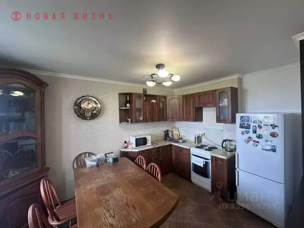 2-к кв. Самарская область, Самара ул. Калинина, 26 (70.0 м) - Фото 2