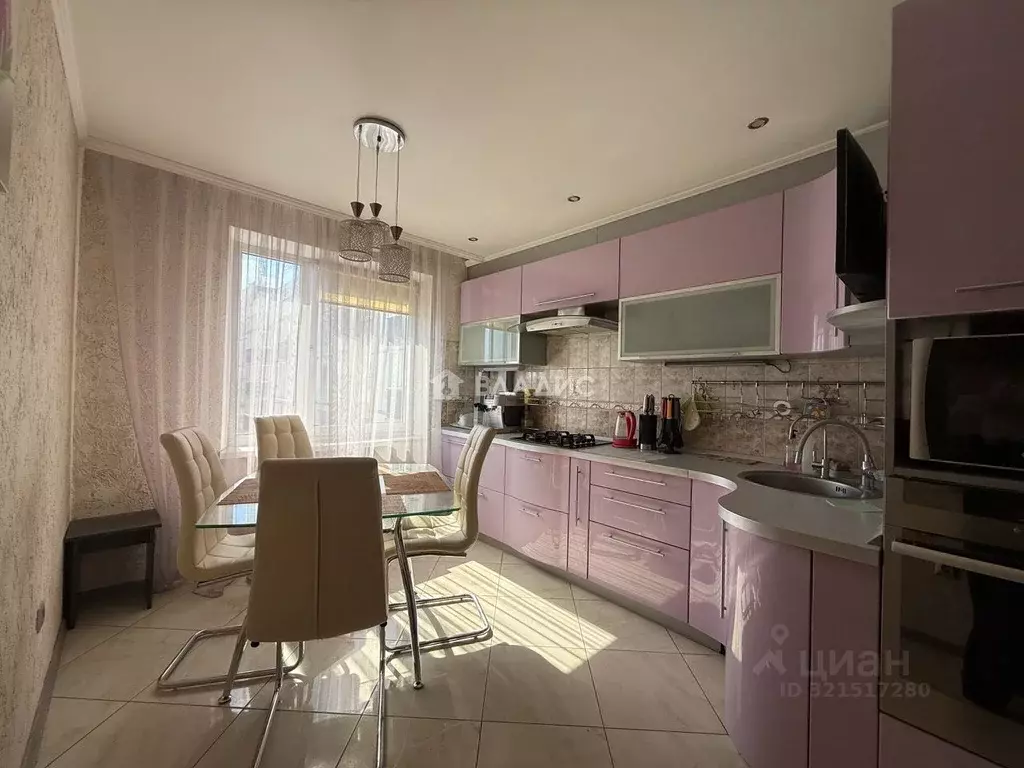 3-к кв. Калининградская область, Калининград Сельма мкр, ул. Виллима ... - Фото 0