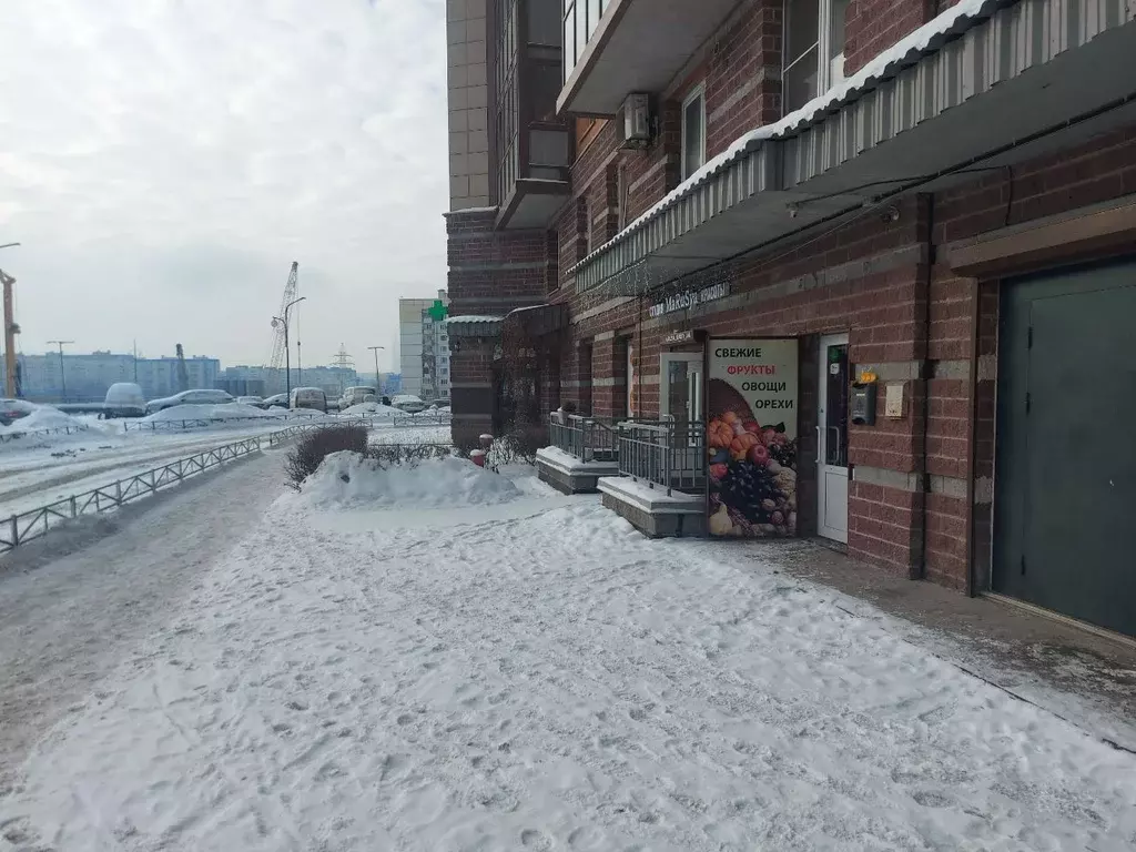 Помещение свободного назначения в Санкт-Петербург Комендантский ... - Фото 1