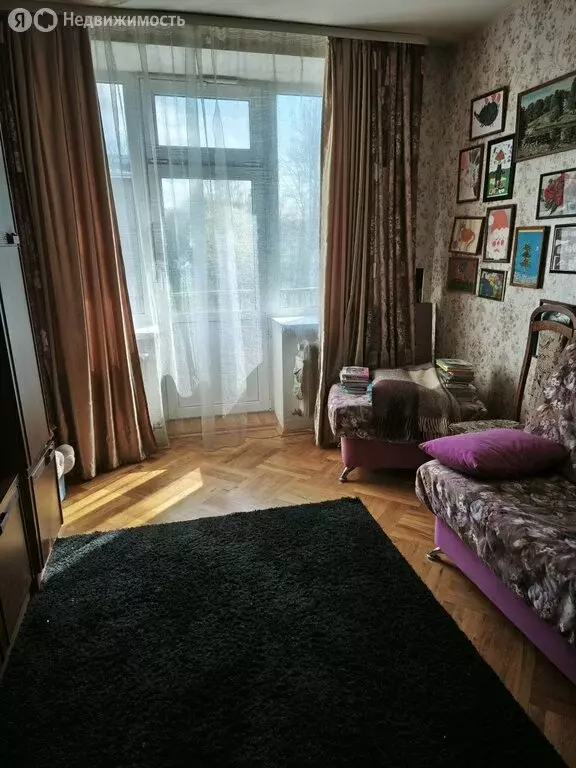 3-комнатная квартира: Павловск, улица Толмачёва, 8 (69.9 м) - Фото 0